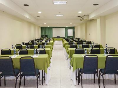 Hotel Euro Boa Viagem By Nacional 4*